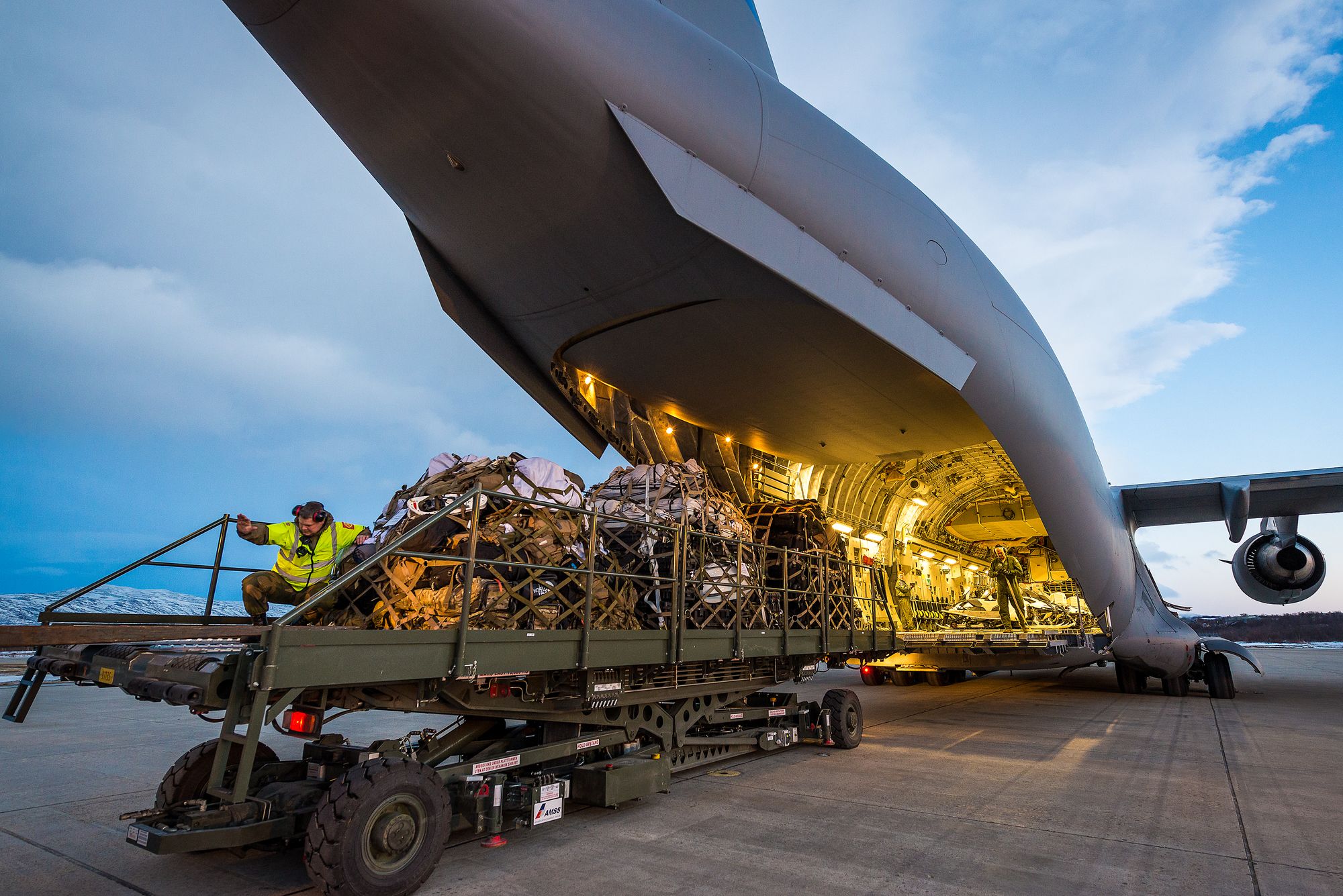 Hva er militær logistikk?