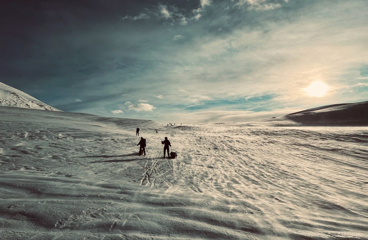 Ett forsvar – fire generasjoner soldater – en lederutfordring