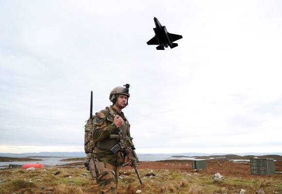 Svensk og finsk NATO-medlemskap. Hva bør det få å si for nordisk forsvarssamarbeid?