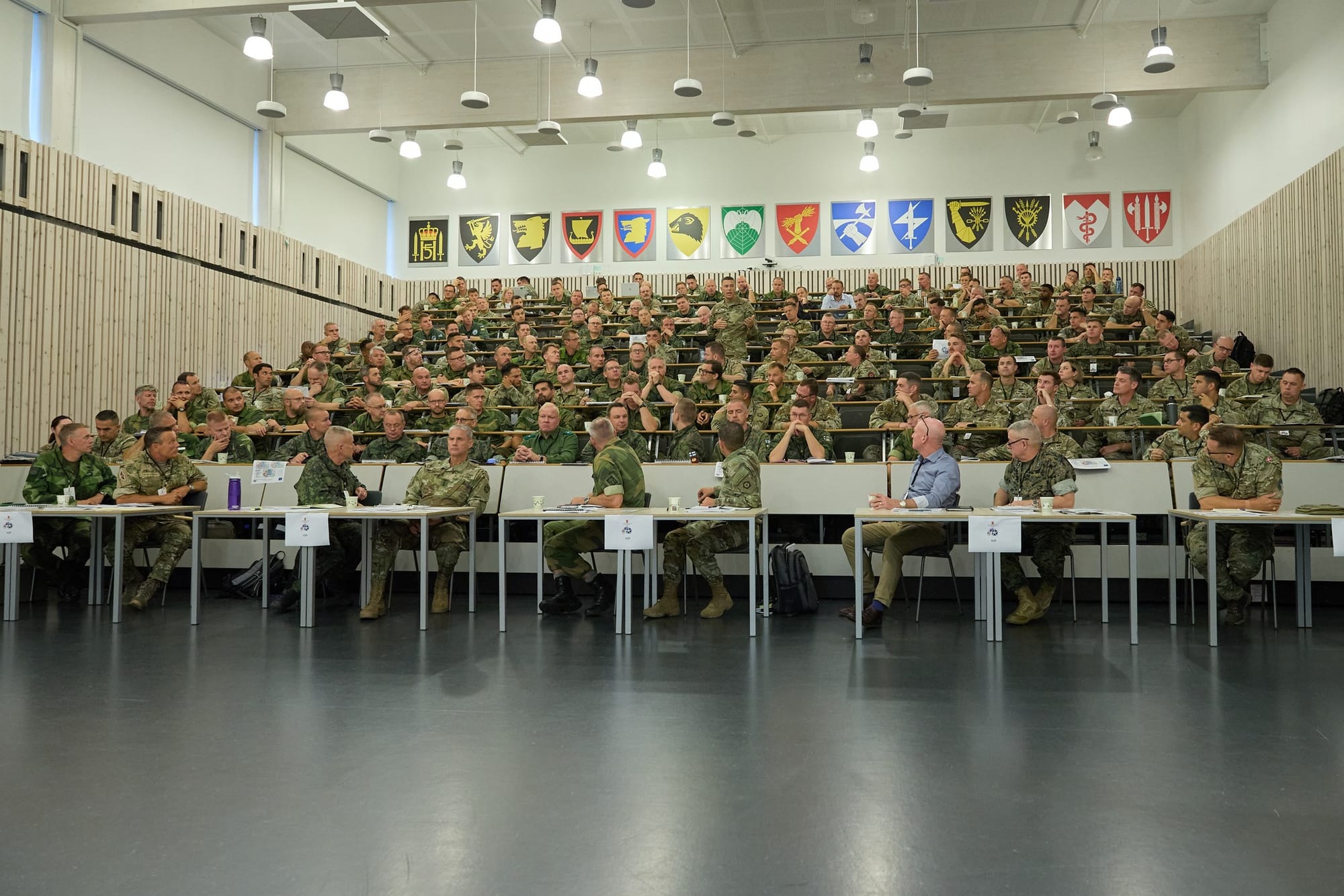 Nordiske landstyrker med amerikansk korpsledelse