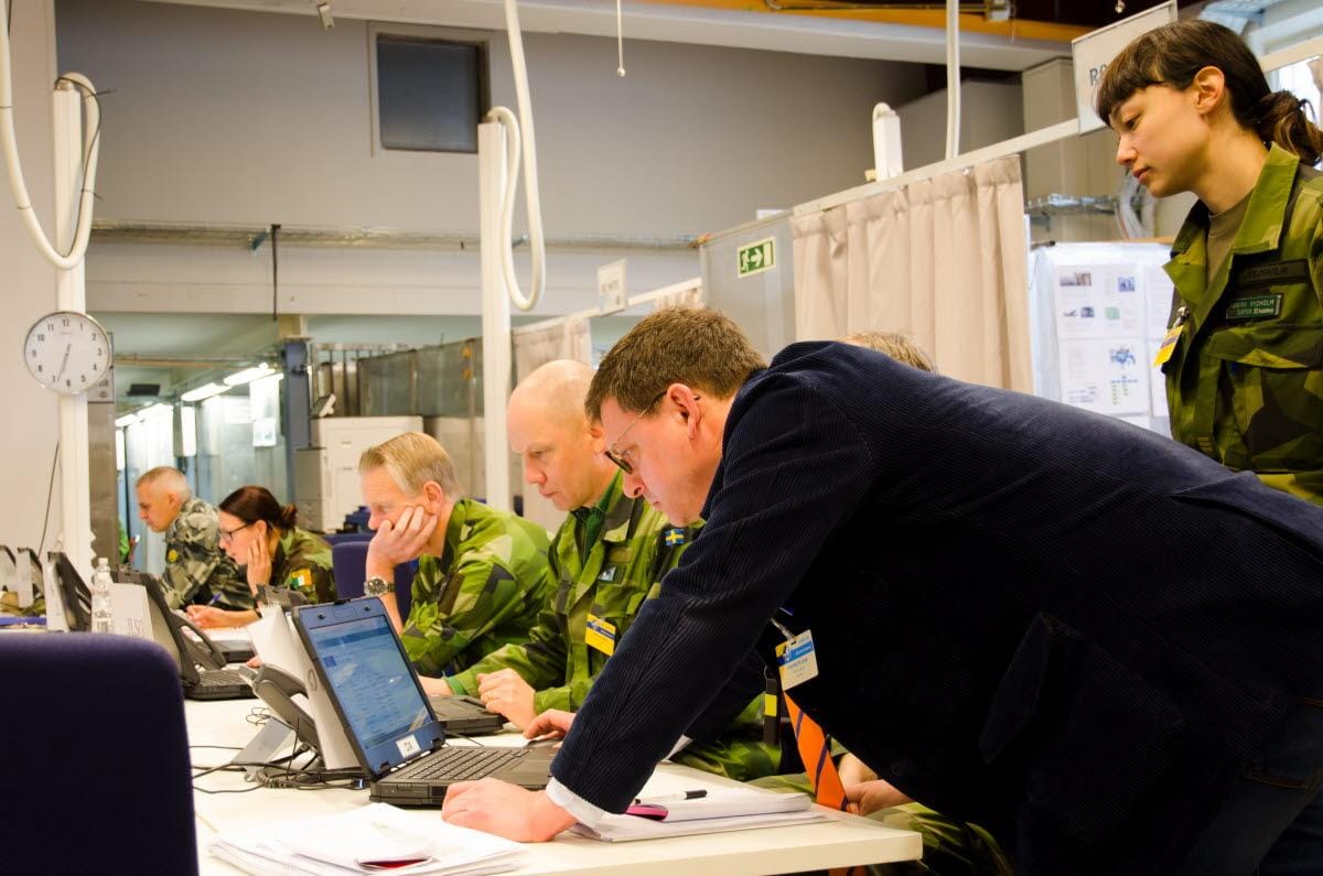 Från stuprör till kontrollerad samverkan