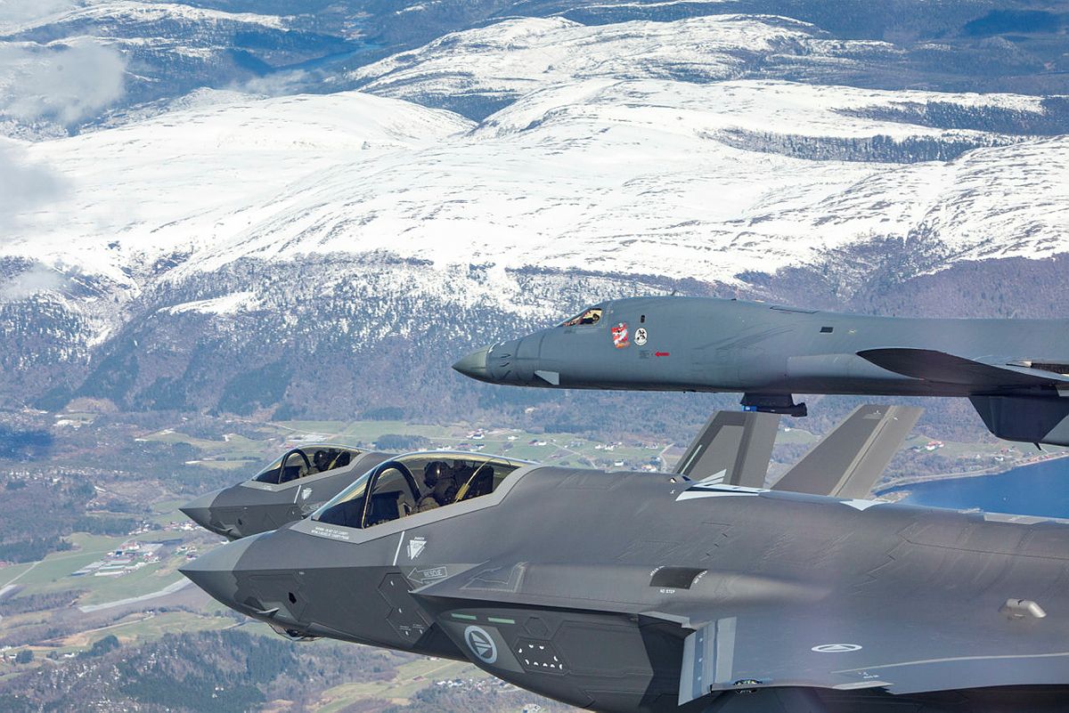 Replikk: Militærteori til besvær