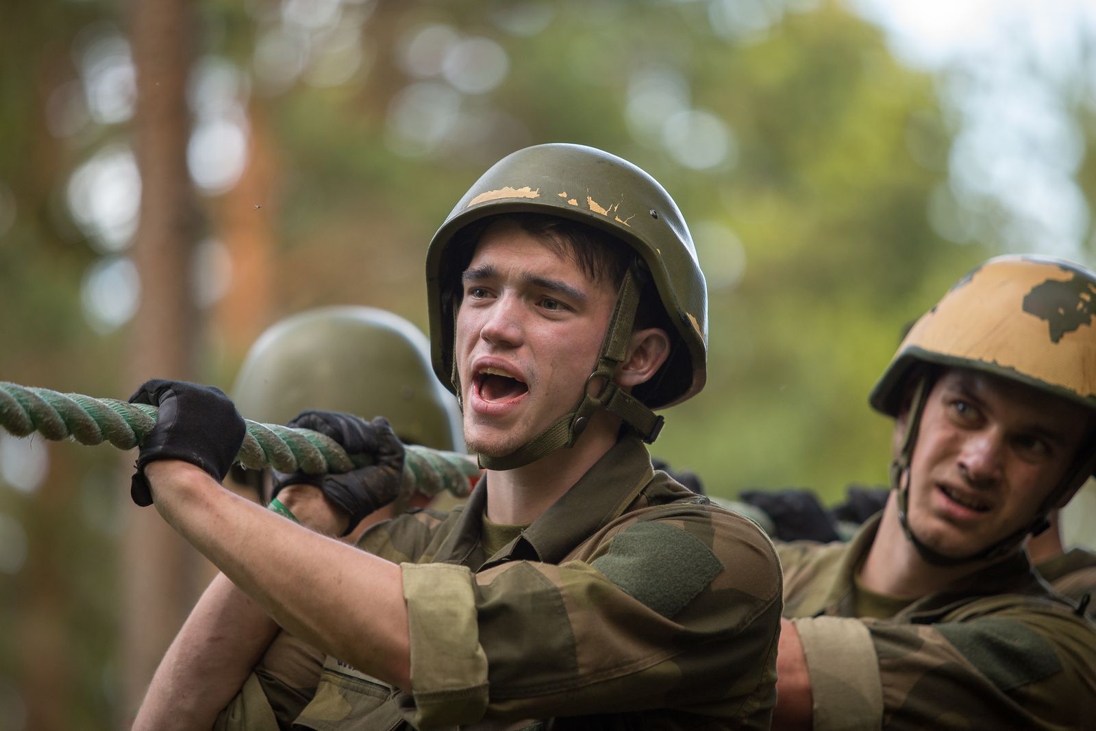 -Joda, her går det så det suser.