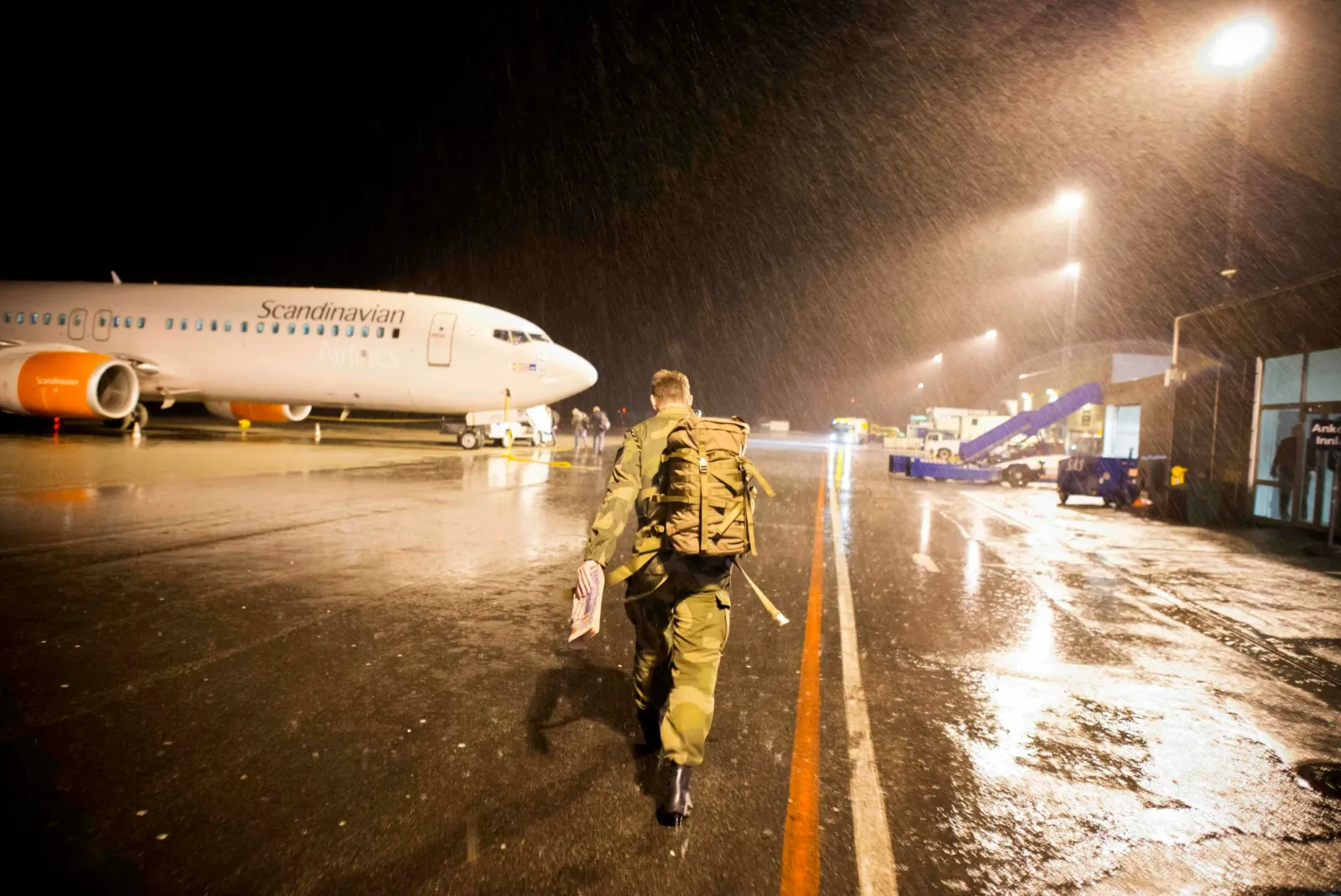 Er Forsvaret tjent med offiserer som synes det er greit å bare se barna sine i helgene?