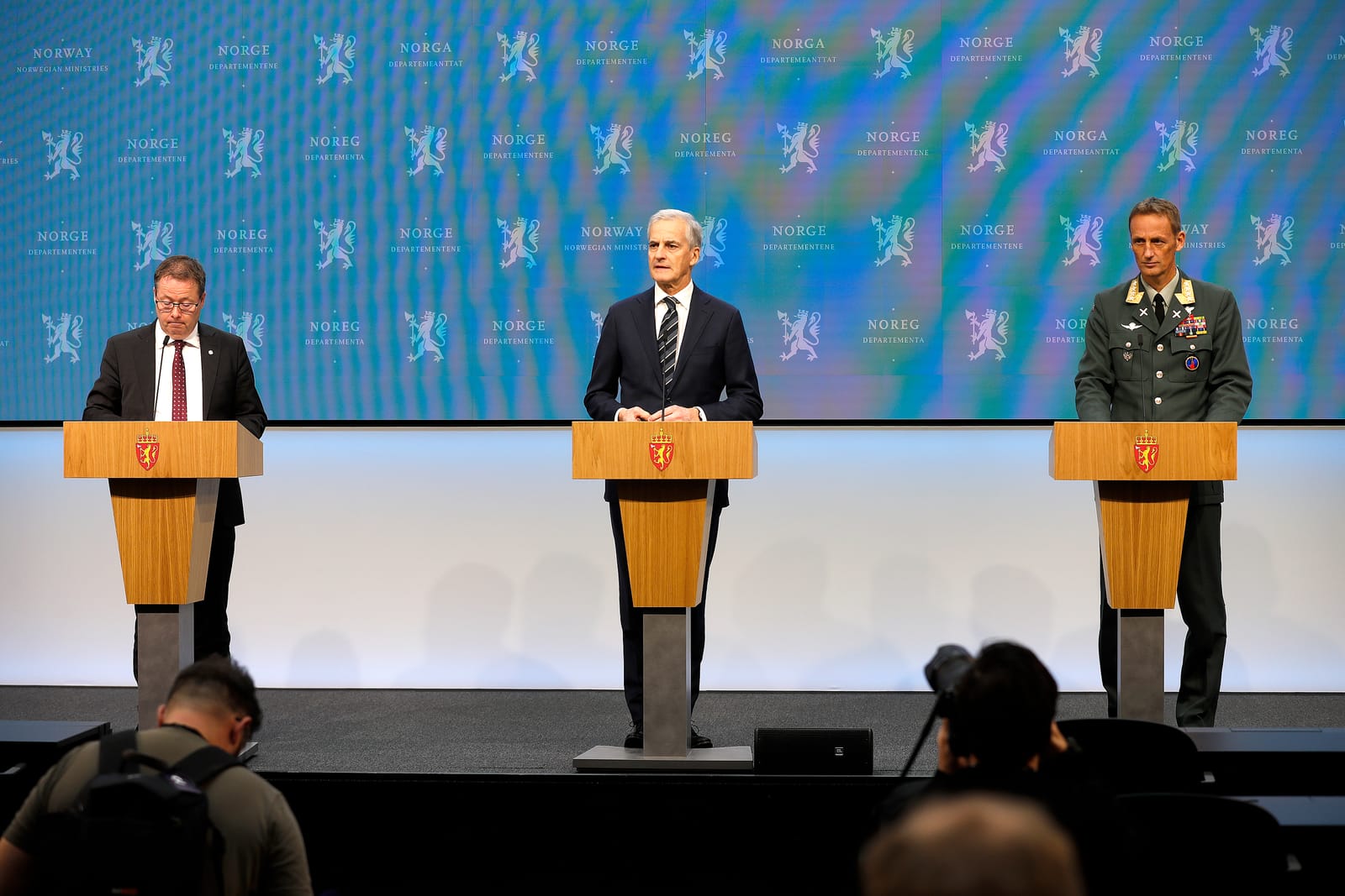 Myndighetenes besynderlige sinnsro