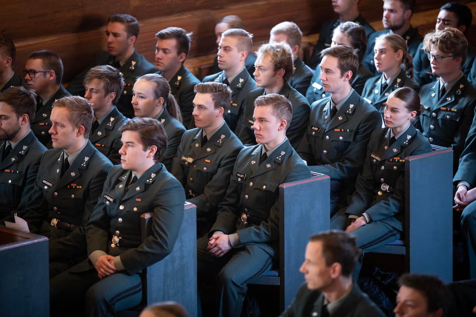 Forvarets forvaltningsbestemmelser i endring – replikk til innlegget personellhåndtering: ikke sett og replikken Forsvaret må skifte gir