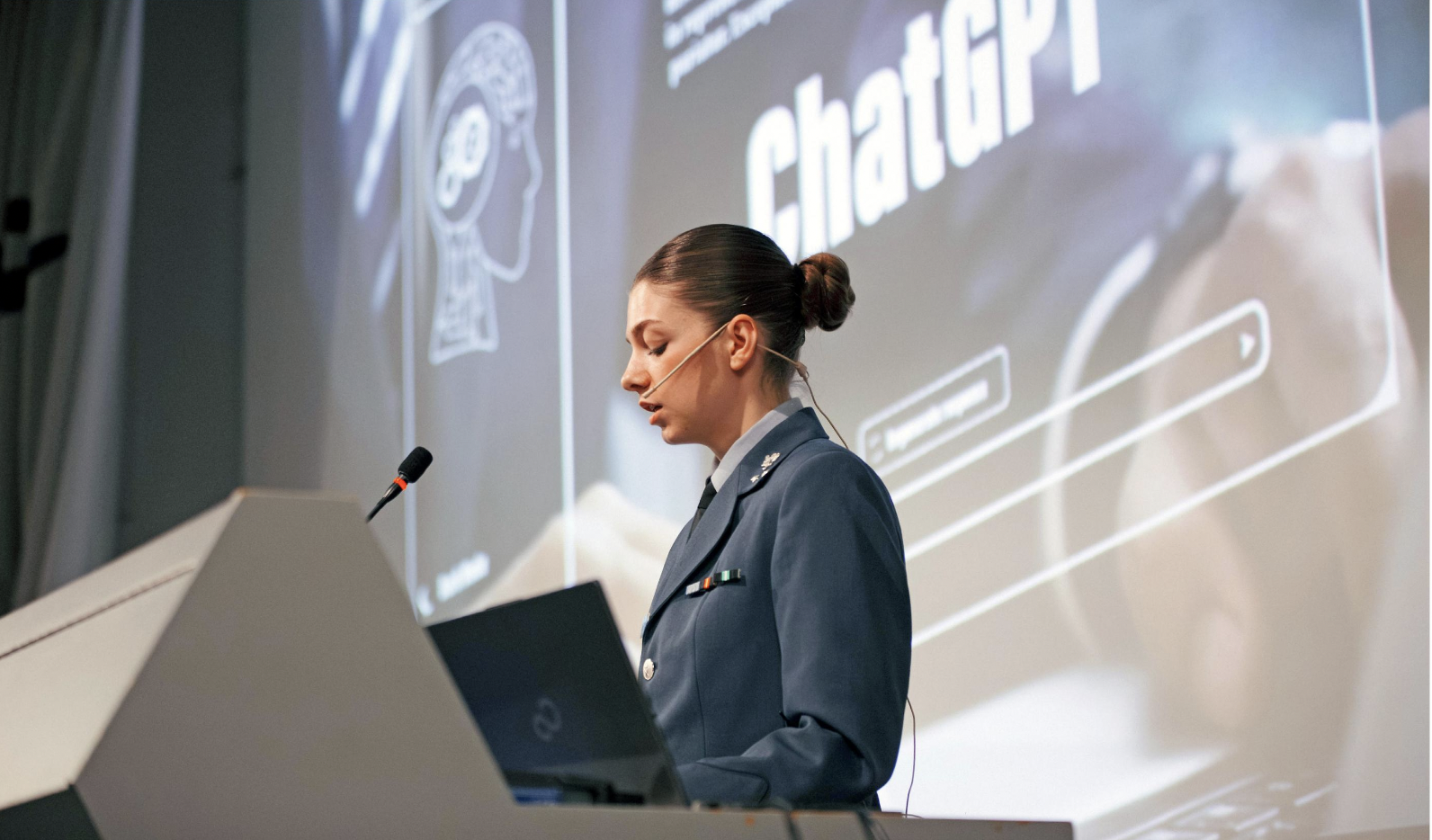 Avstand fra kunstig intelligens = ekte intelligente kadetter?