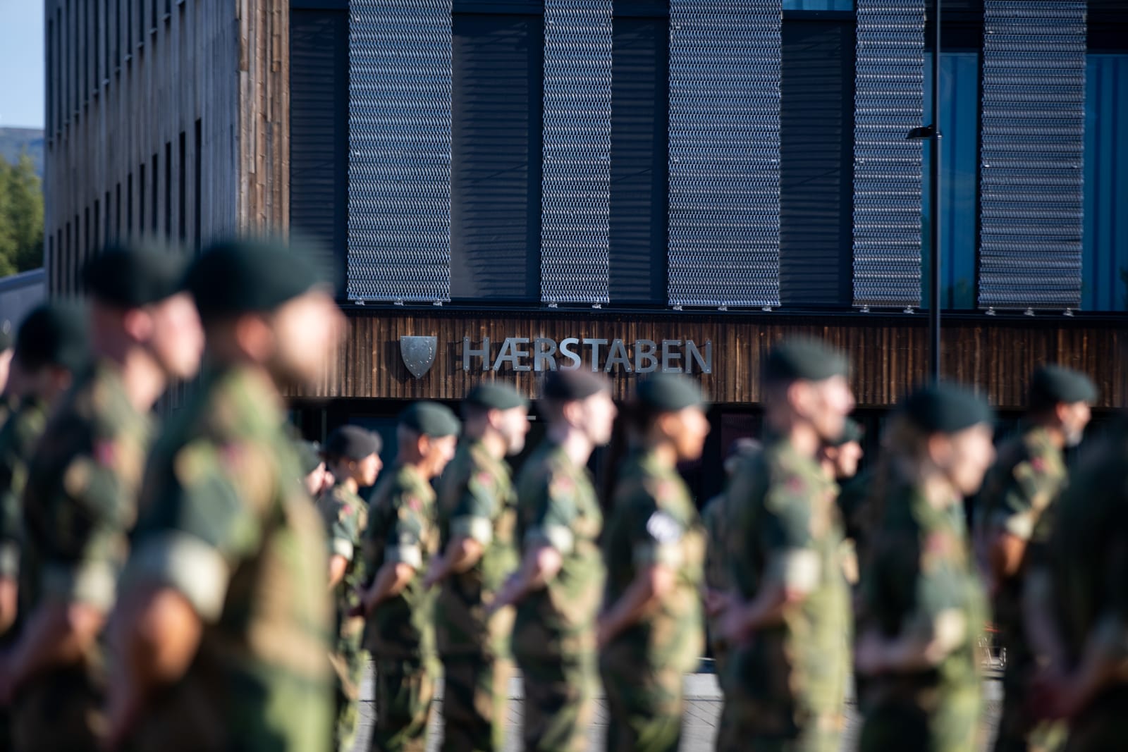 Mellom mennesker og systemer: Den strategiske betydningen av mellomsjiktet