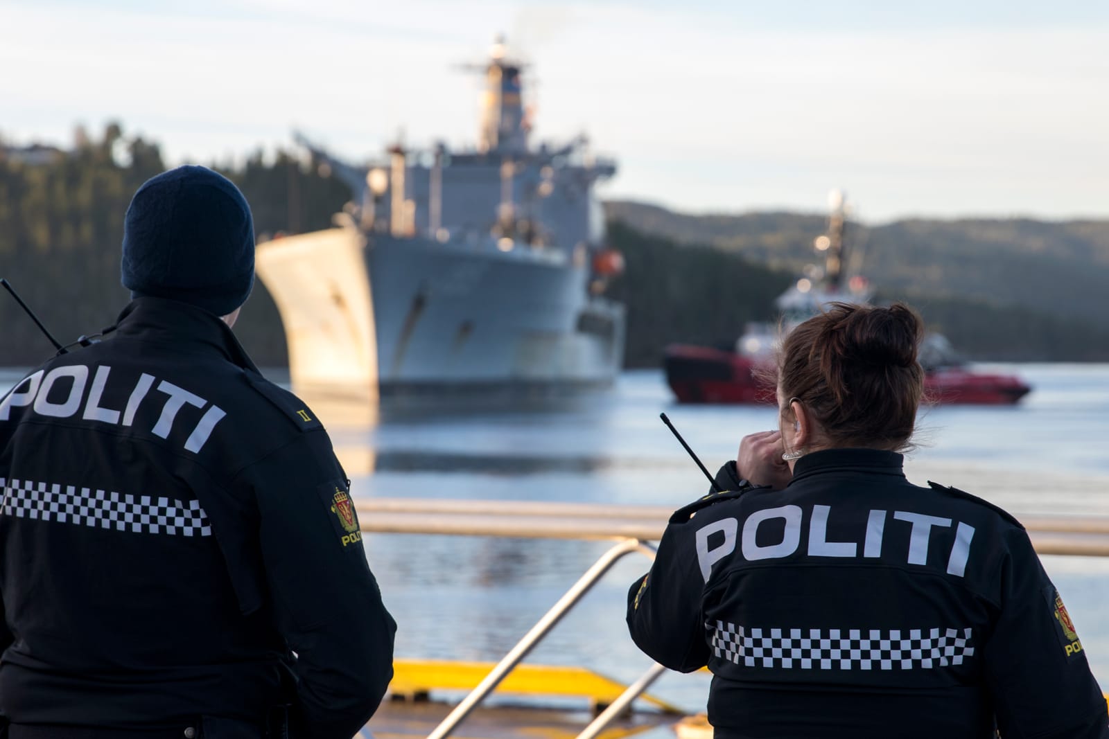 Om to konkurrerende forståelser av etterretning