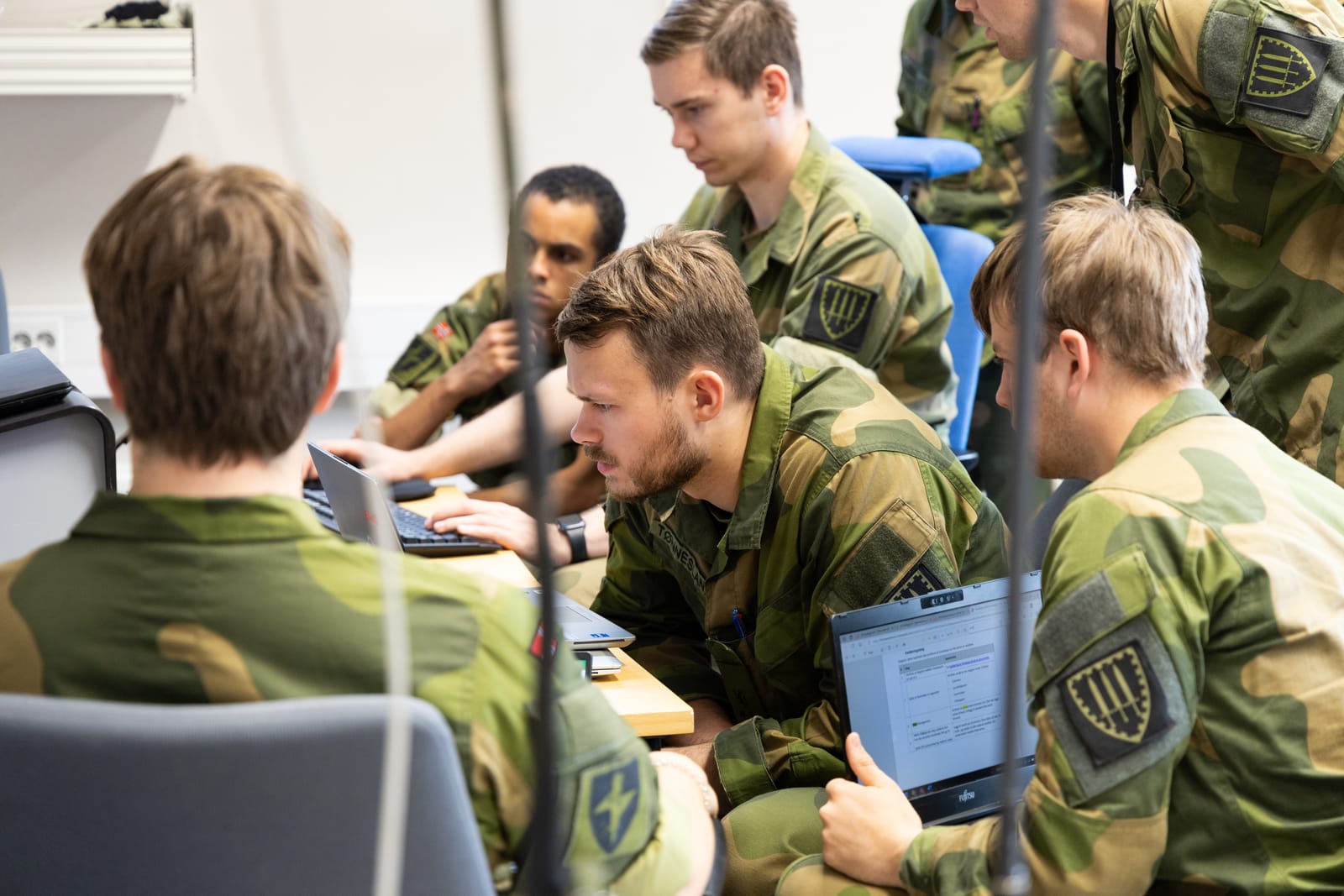 Nødvendigheten av en bachelor i militær etterretning: Et avgjørende skritt for norsk ferdigheter i krigføring i den teknisk tidsalder